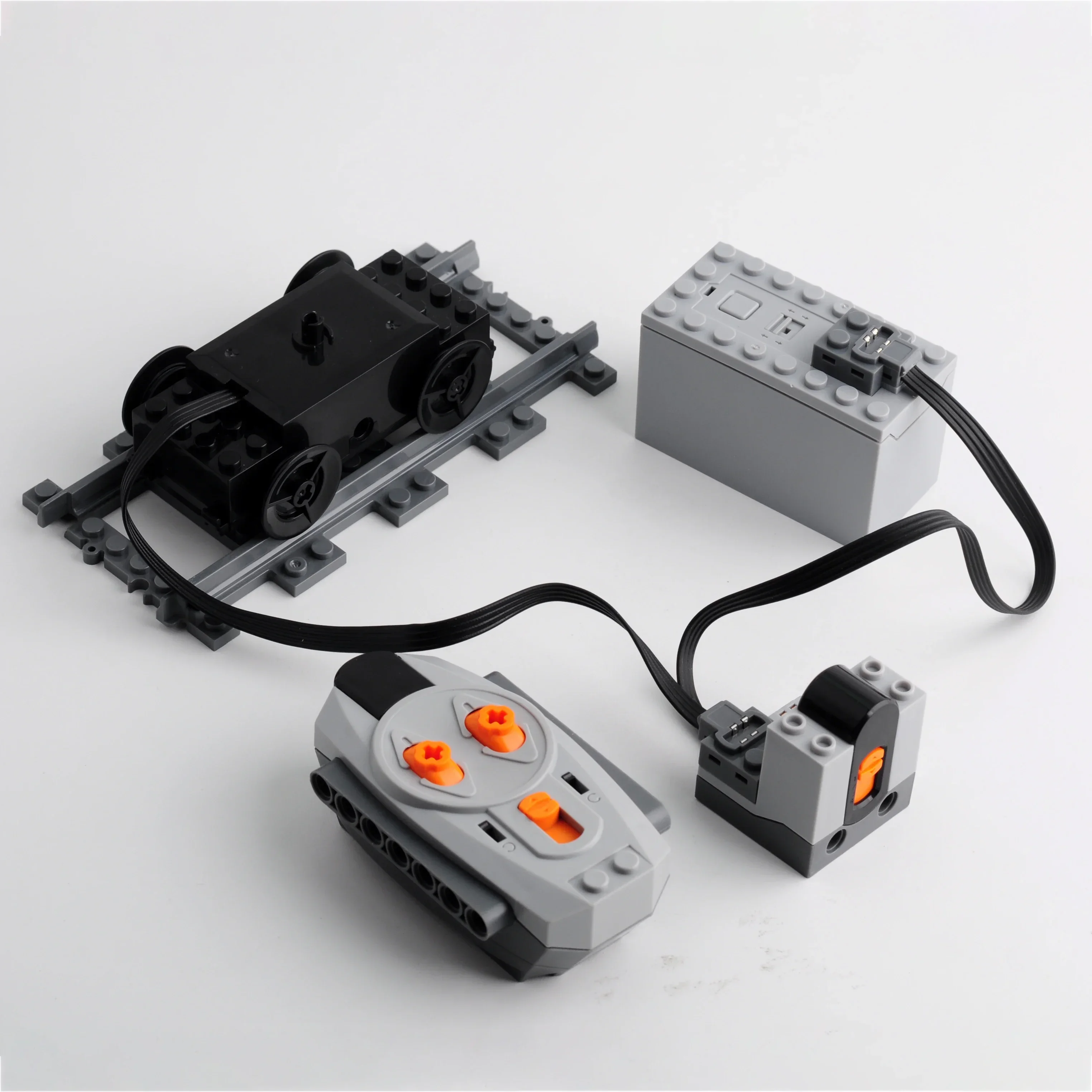 محرك مسار القطار 88002 MOC الأ - مراجعة Power Tools Lego وسعره